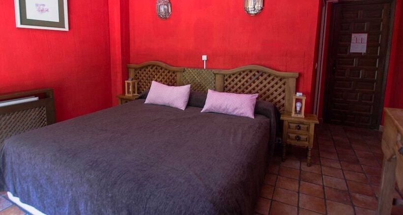هاستل Posada Del Huécar