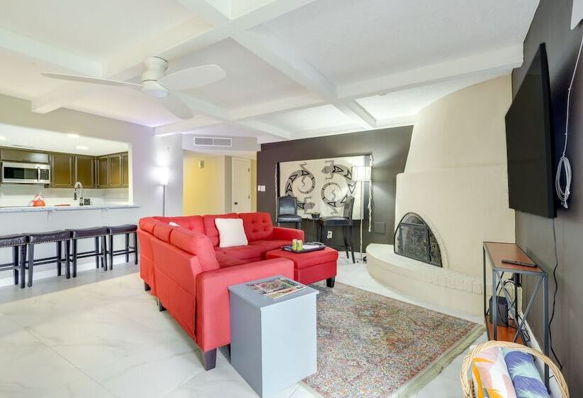 Albuquerque Home W/ Hot Tub + Putting Green!