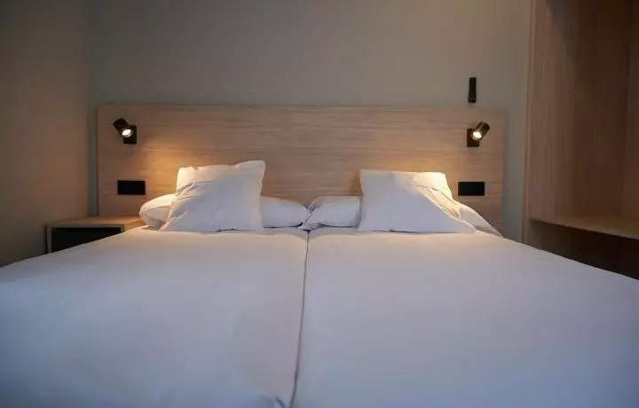 هتل Dorm4you Arena 2