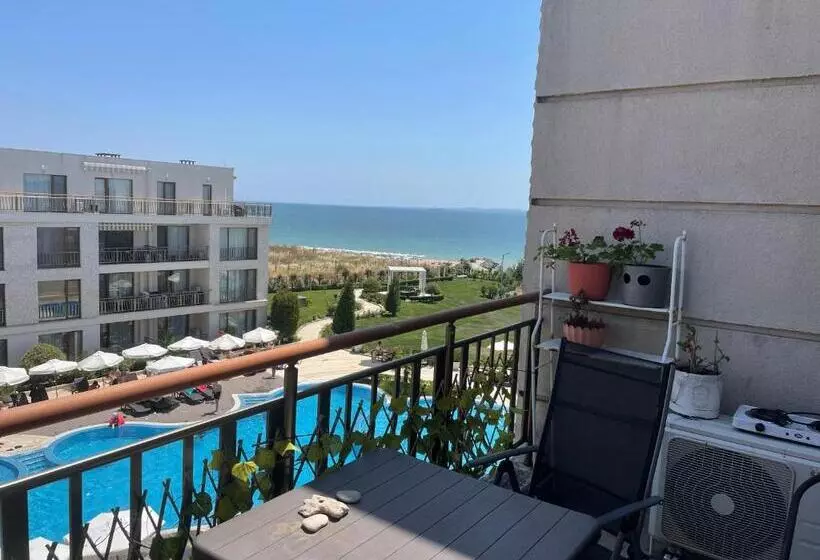 Apartment Diamond Sarafovo