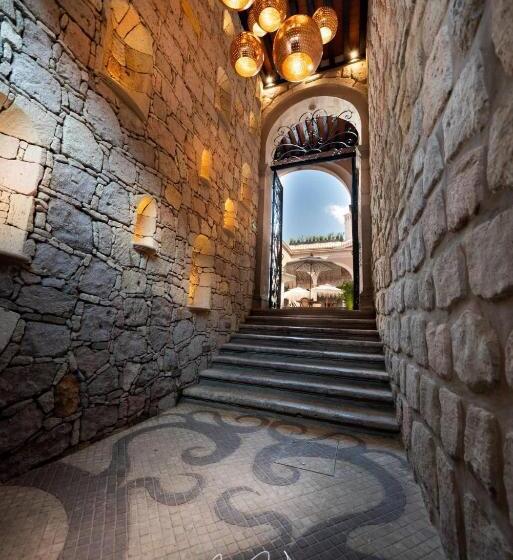 Casa Vieja Hotel Boutique