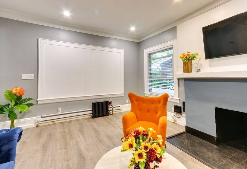 Chic Newark Vacation Rental: 3 Mi To Airport!