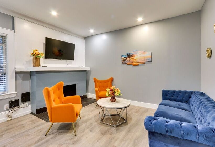 Chic Newark Vacation Rental: 3 Mi To Airport!