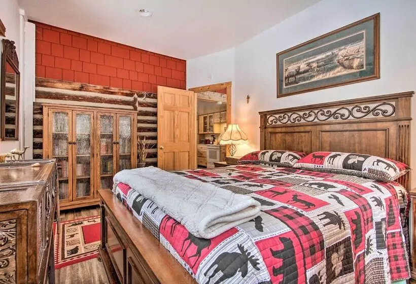 Creekside Clancy Cabin In Helena Natl Forest!