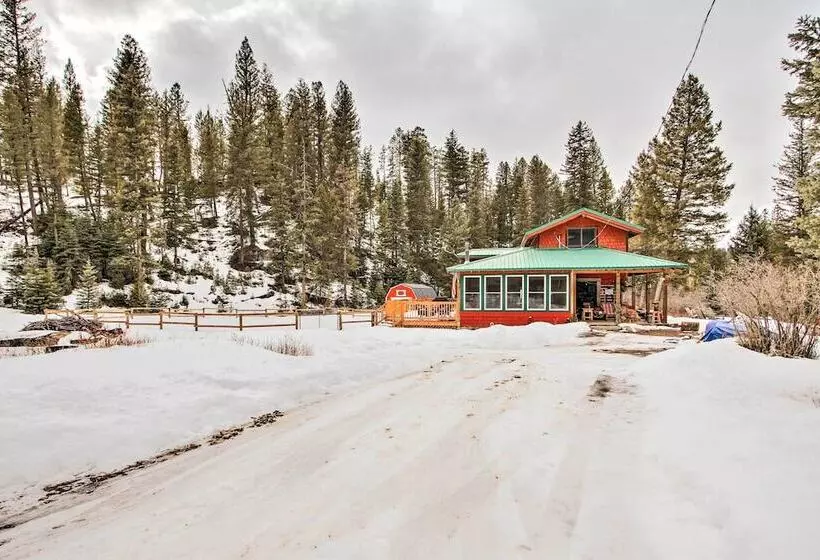 Creekside Clancy Cabin In Helena Natl Forest!