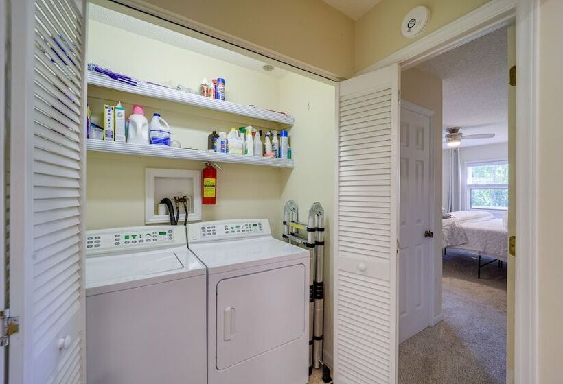 Dog Friendly Beech Mountain Home W/ Deck