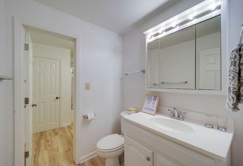 Dog Friendly Beech Mountain Home W/ Deck