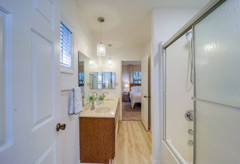 Dog Friendly Beech Mountain Home W/ Deck