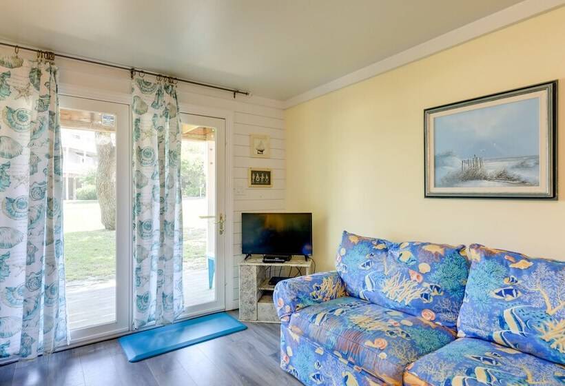 Emerald Isle Vacation Rental, Walk To Beach!