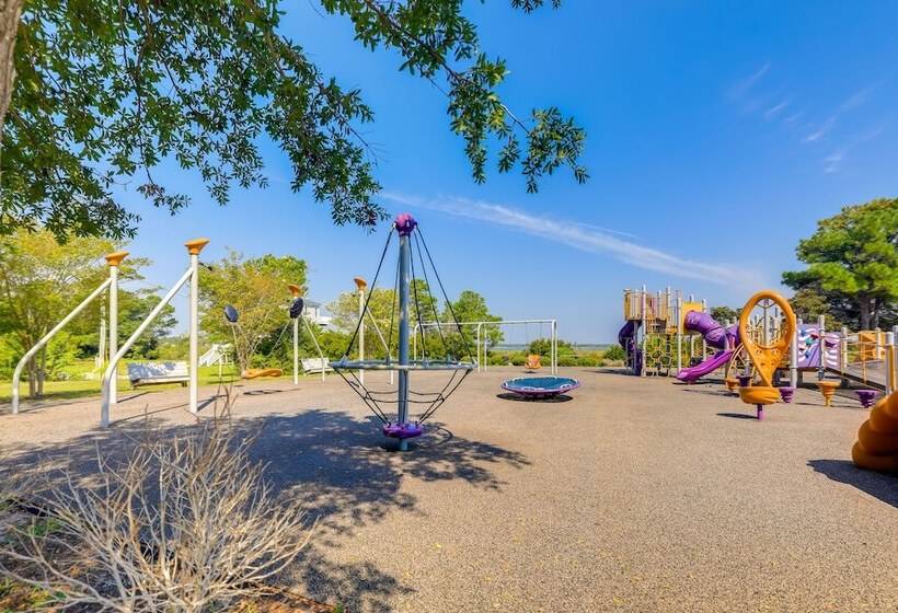 Emerald Isle Vacation Rental, Walk To Beach!