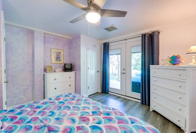 Emerald Isle Vacation Rental, Walk To Beach!