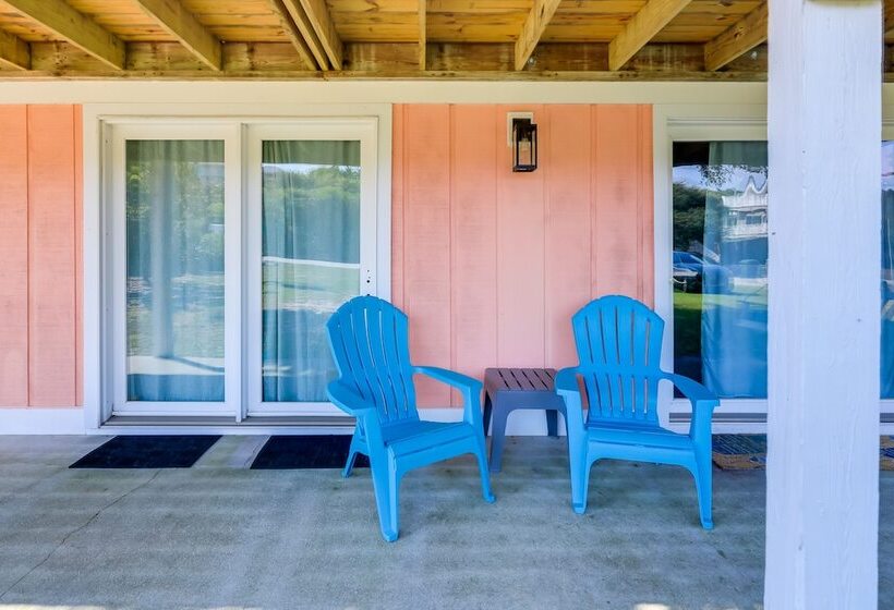 Emerald Isle Vacation Rental, Walk To Beach!