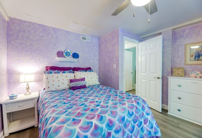 Emerald Isle Vacation Rental, Walk To Beach!