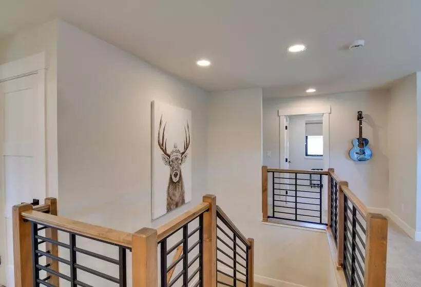 Home On Golf Course W/ Hot Tub, Near Grand Lake