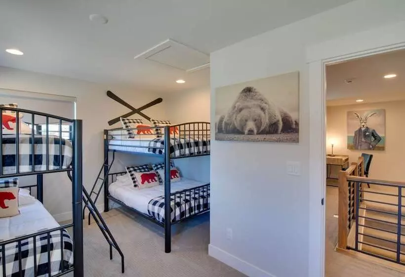 Home On Golf Course W/ Hot Tub, Near Grand Lake