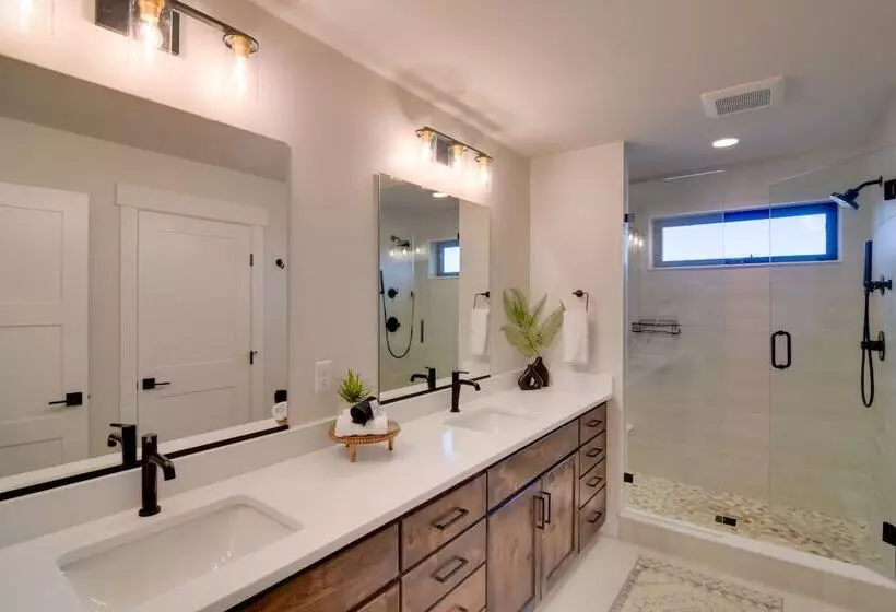 Home On Golf Course W/ Hot Tub, Near Grand Lake