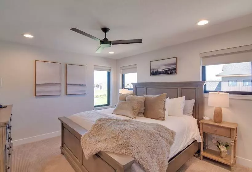 Home On Golf Course W/ Hot Tub, Near Grand Lake