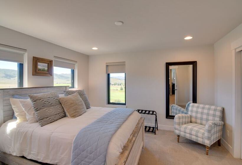 Home On Golf Course W/ Hot Tub, Near Grand Lake