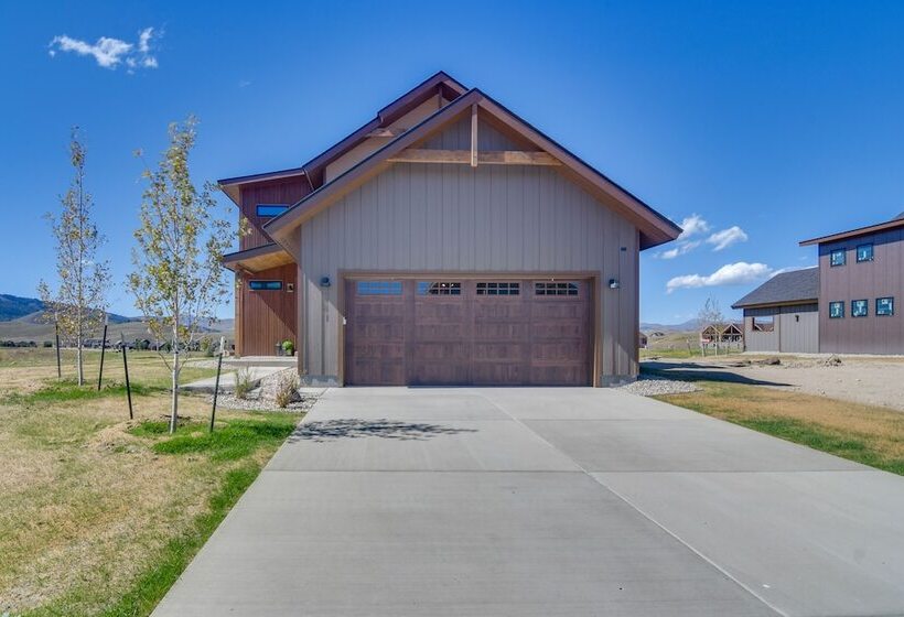 Home On Golf Course W/ Hot Tub, Near Grand Lake