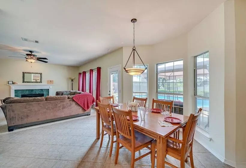 Harmony House Texas In Carrollton: Private Pool!