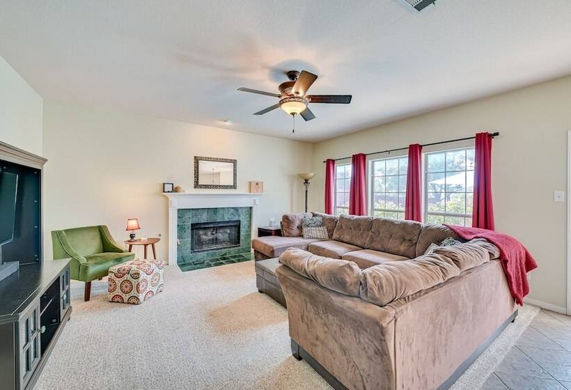 Harmony House Texas  In Carrollton: Private Pool!