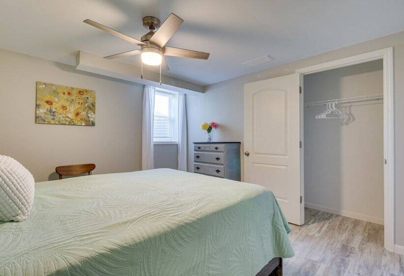 Home W/ Hot Tub + Deck ~ 3 Mi To Ark Encounter!