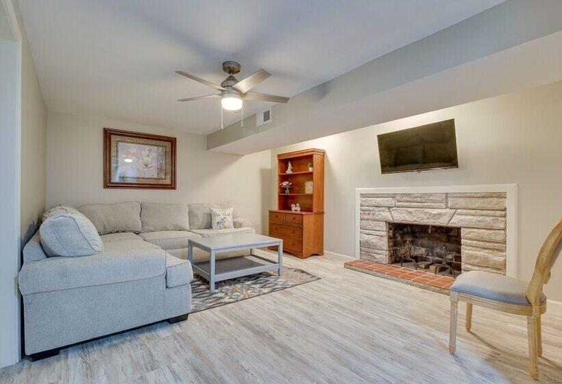 Home W/ Hot Tub + Deck ~ 3 Mi To Ark Encounter!