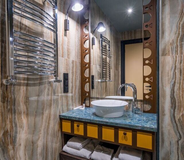 هتل Giuaani Winery