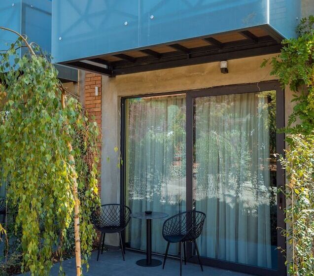 هتل Giuaani Winery