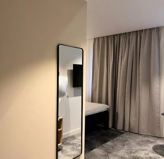 Hotelli Ibis Rouen Centre Rive Droite Pasteur