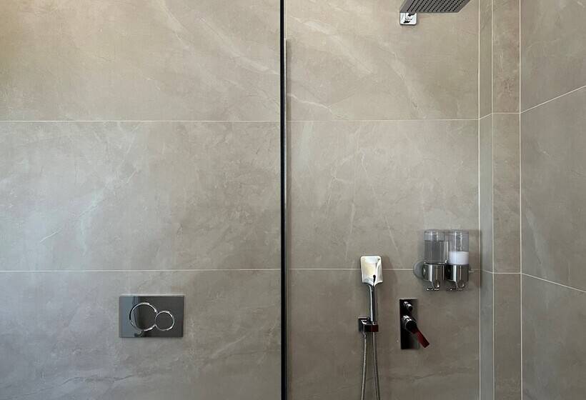 Kythera Beach Apartments