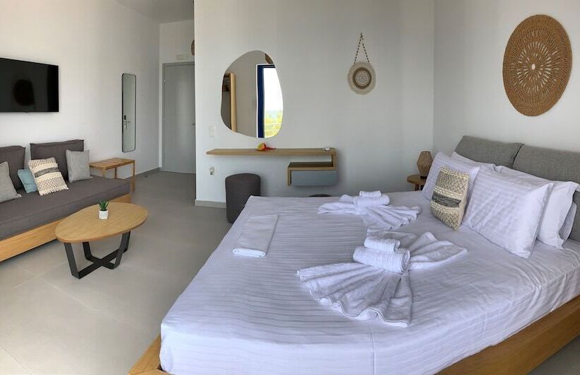 Kythera Beach Apartments