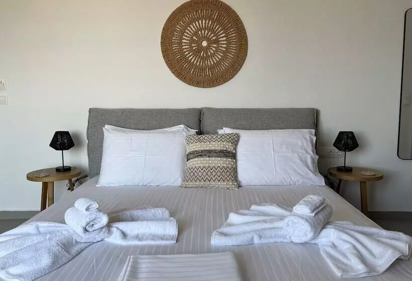 Kythera Beach Apartments