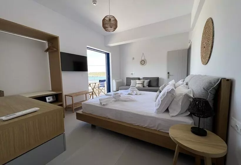 Kythera Beach Apartments