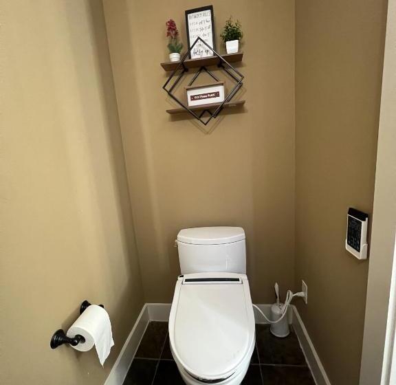 Mycrib Houston Hostel