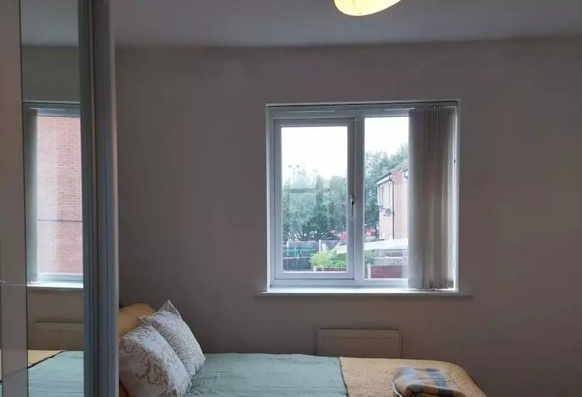 Residenssi Olive And Carol S Beautiful 3 Bed House In Walsall