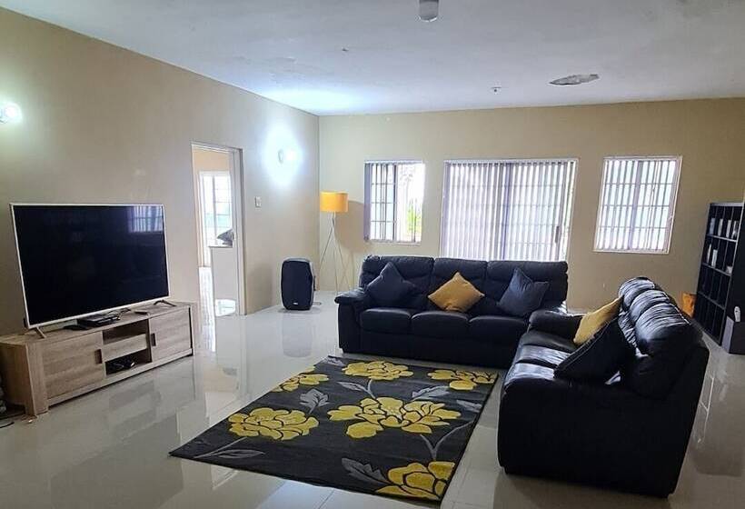 اقامتگاه Tropical Paradise Sea View Villa In Ocho Rios