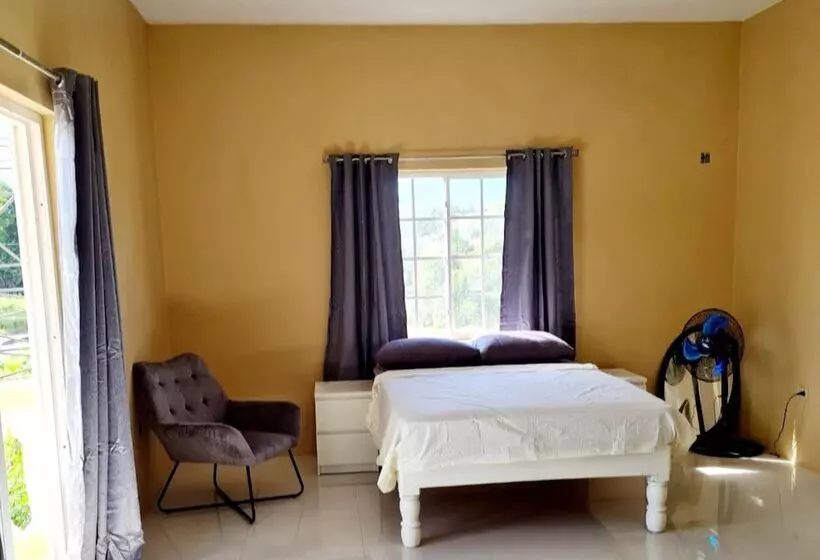 اقامتگاه Tropical Paradise Sea View Villa In Ocho Rios