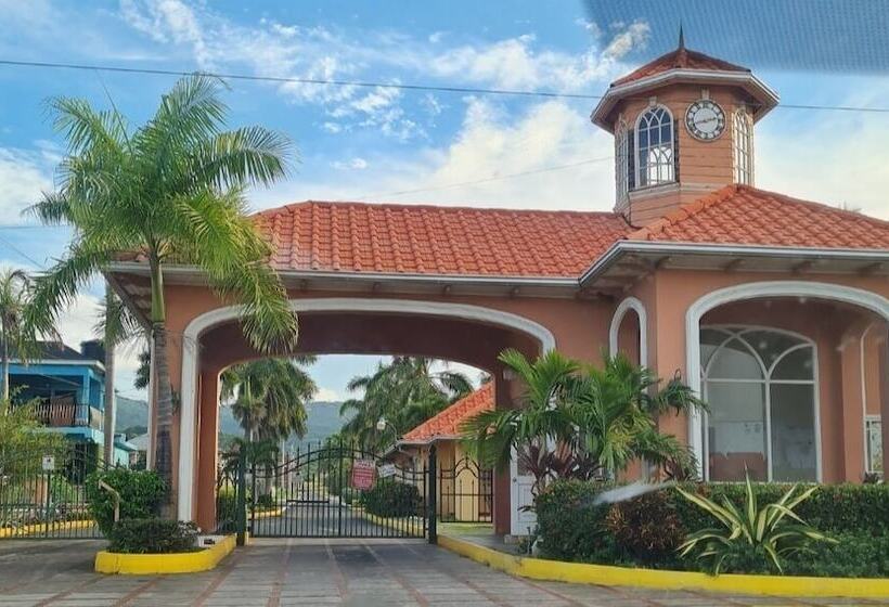 اقامتگاه Tropical Paradise Sea View Villa In Ocho Rios