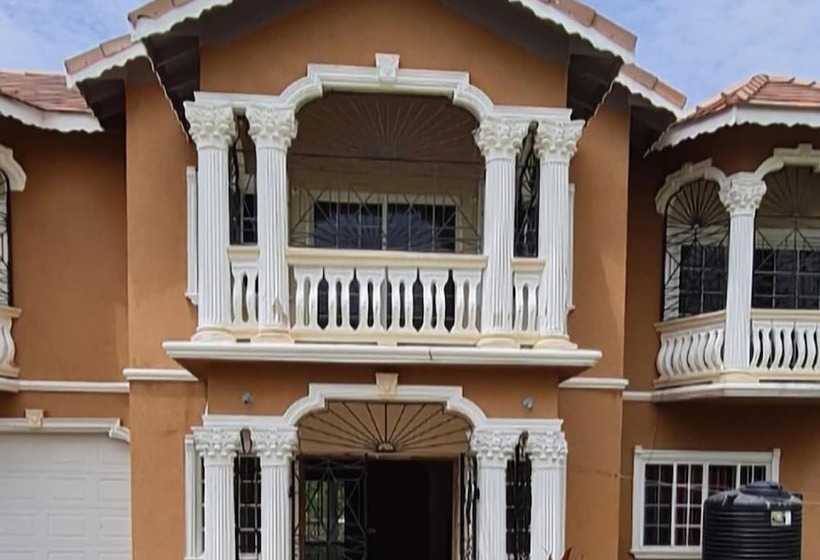 اقامتگاه Tropical Paradise Sea View Villa In Ocho Rios