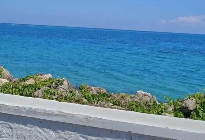 اقامتگاه Tropical Paradise Sea View Villa In Ocho Rios