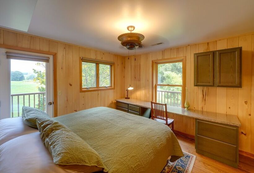 Riverfront West Virginia Cabin W/ Screened In Deck