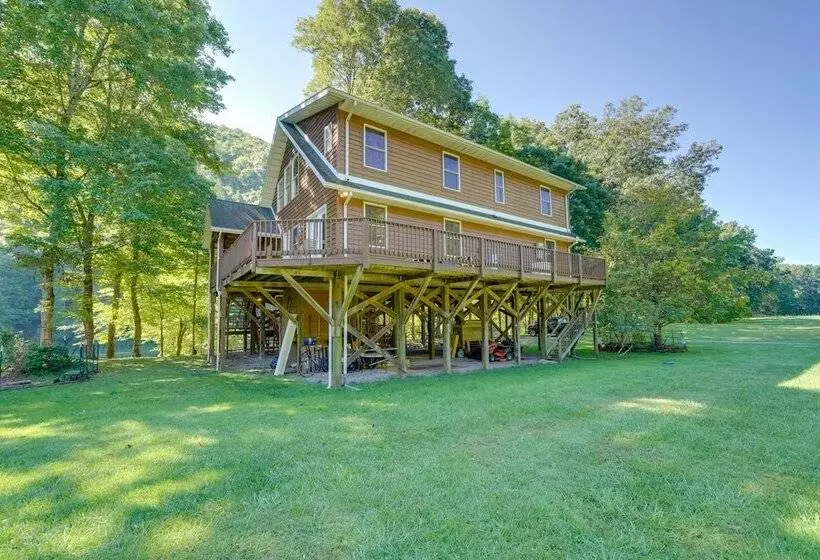 Riverfront West Virginia Cabin W/ Screened In Deck