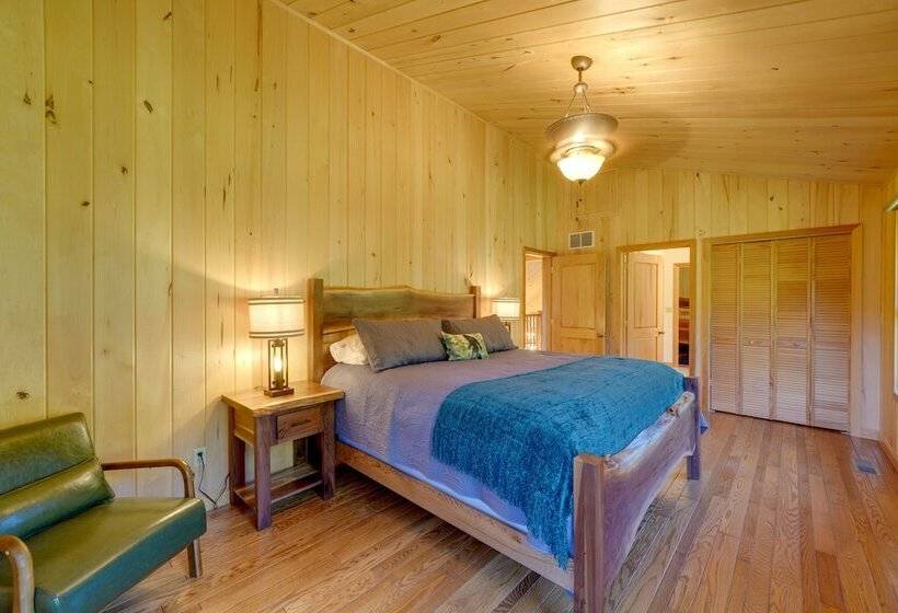 Riverfront West Virginia Cabin W/ Screened In Deck