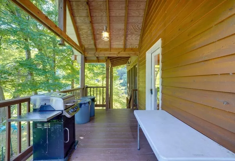 Riverfront West Virginia Cabin W/ Screened In Deck