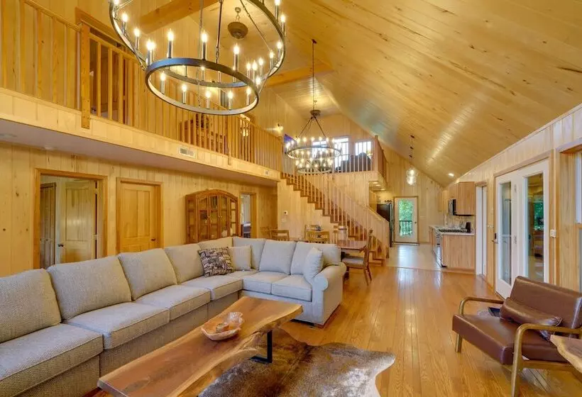 Riverfront West Virginia Cabin W/ Screened In Deck