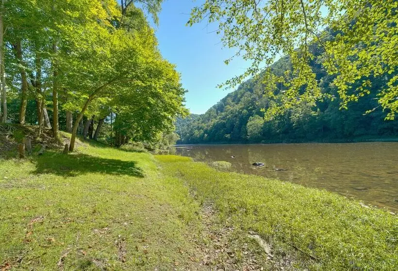 Riverfront West Virginia Cabin W/ Screened In Deck