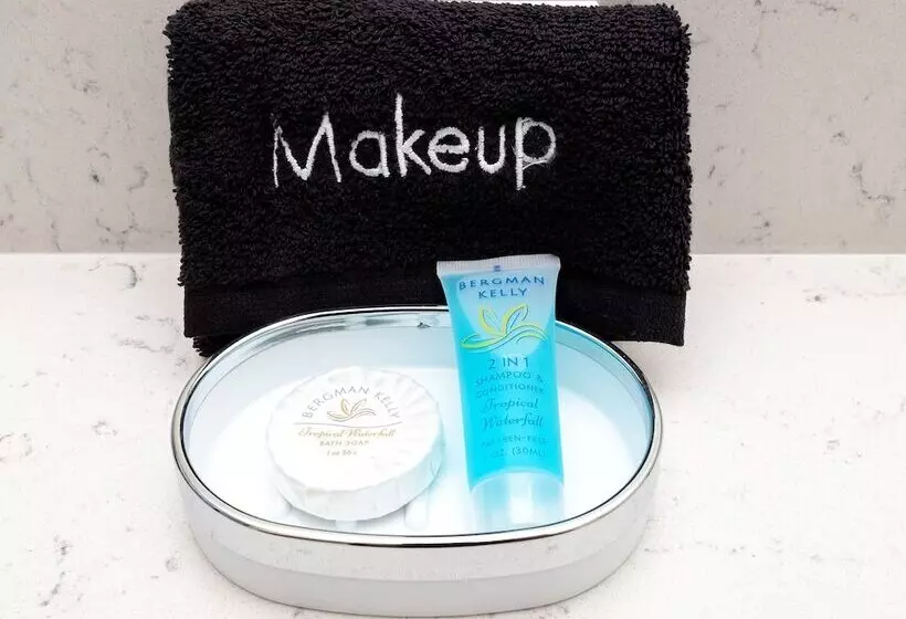 Sandy Bottoms At Margaritaville