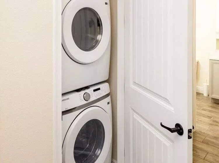 Sandy Bottoms At Margaritaville