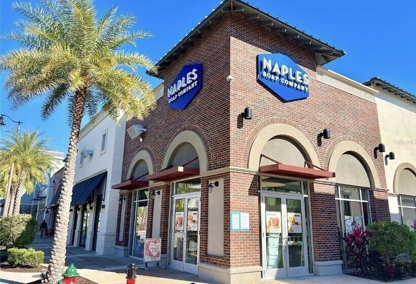 Sandy Bottoms At Margaritaville